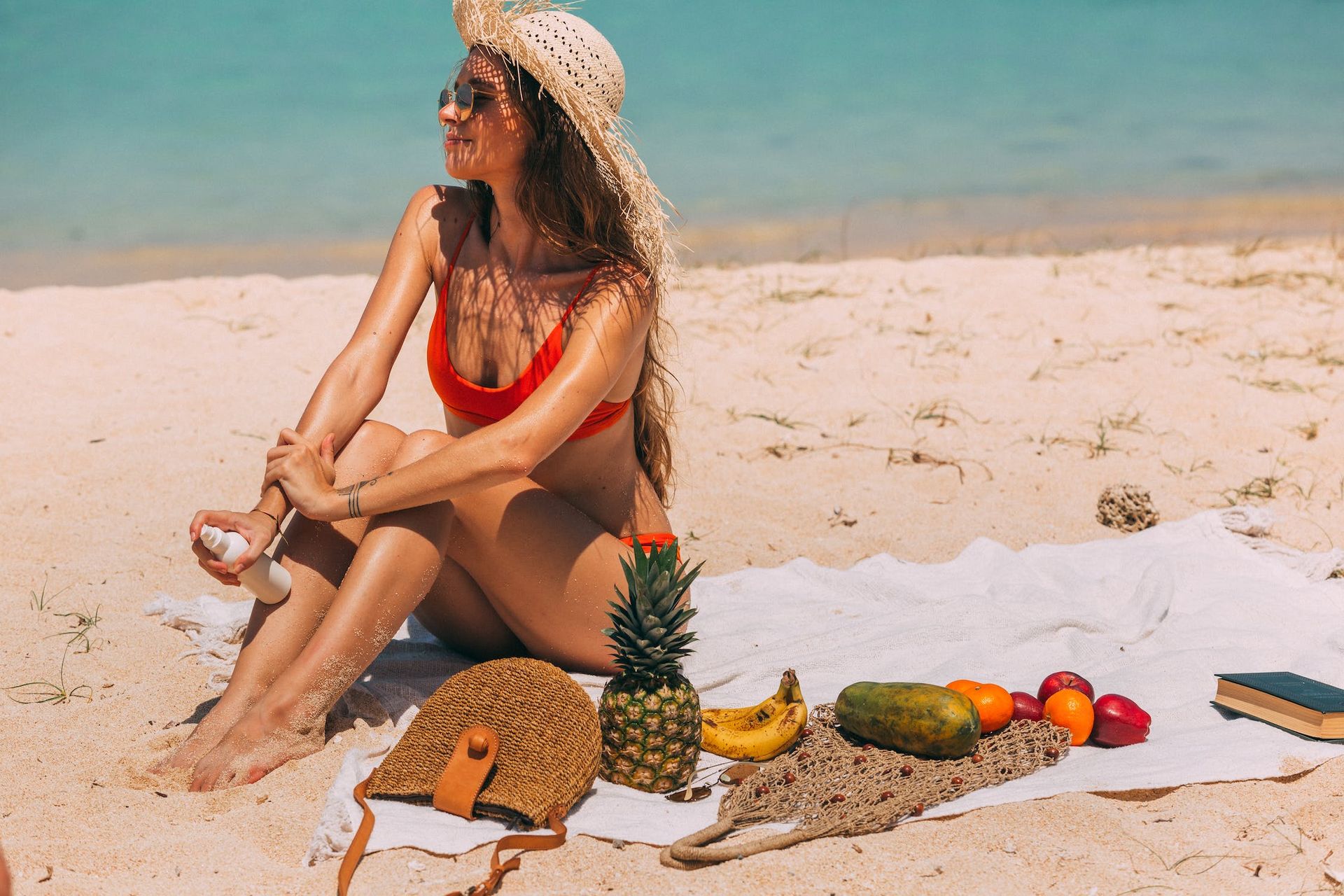 stay-healthy-and-enjoy-yourself-whilst-on-holiday-this-summer
